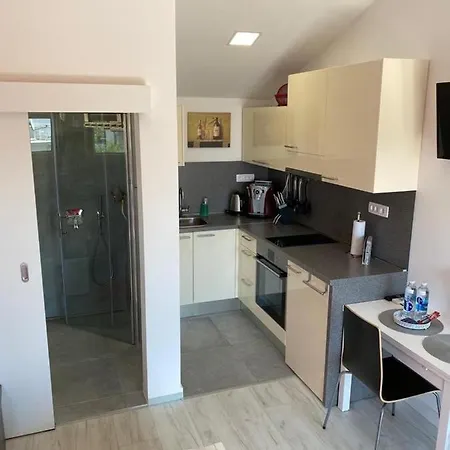 Arny Apartment